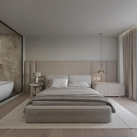 Trius Hotel